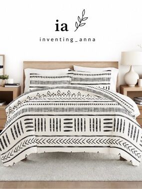 Black and Ivory Colored Geometric Boho Striped King Duvet Cover/Sham Set